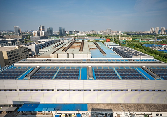 Rooftop solar solutions for warehouses and industrial facilities