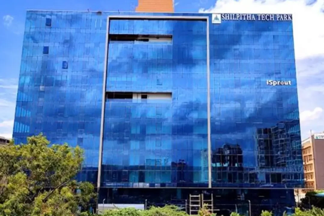 IndiQube-elevate-building-image-1-1