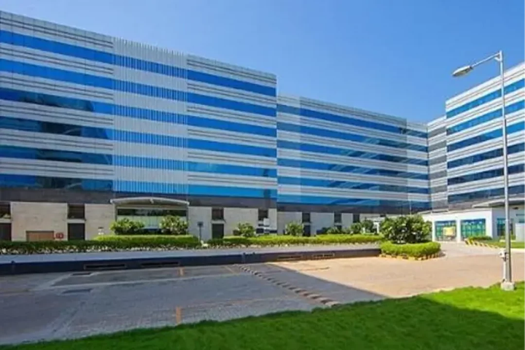 Managed office spaces and coworking spaces